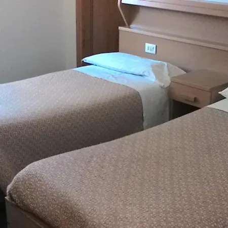 Chiara Hotel