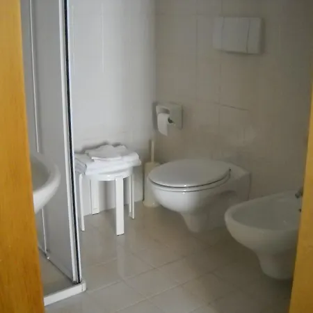 Hotel Chiara 3*